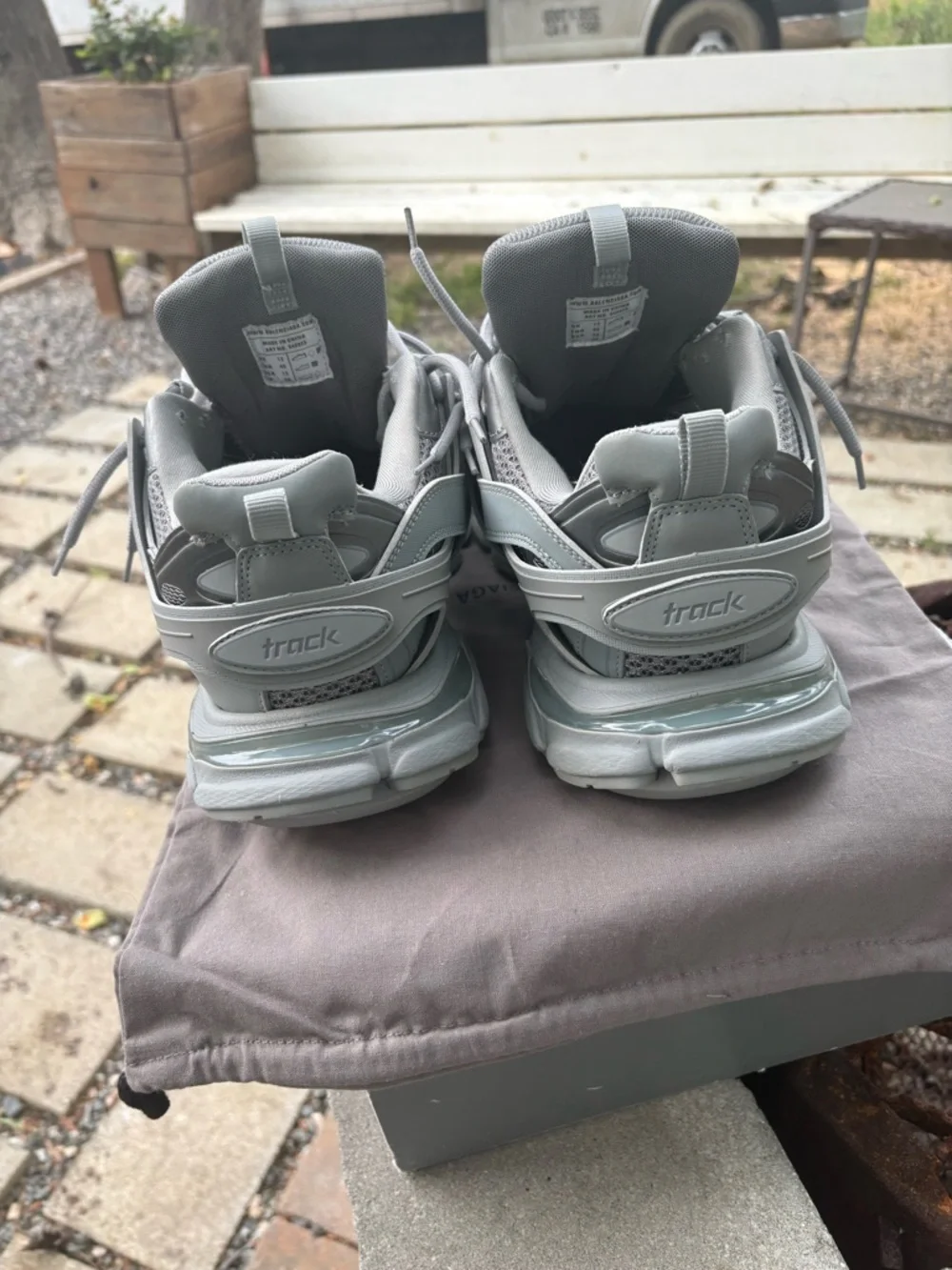 Balenciaga Tracks Gray - Picture 3 of 6